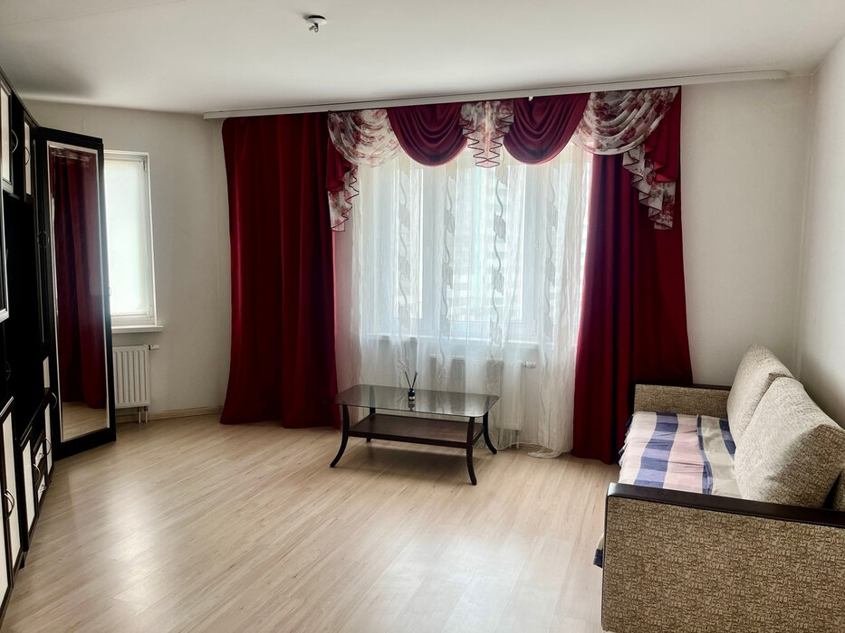 Екатеринбург, ул. Латвийская, 48/2 (Компрессорный) - фото квартиры (2)