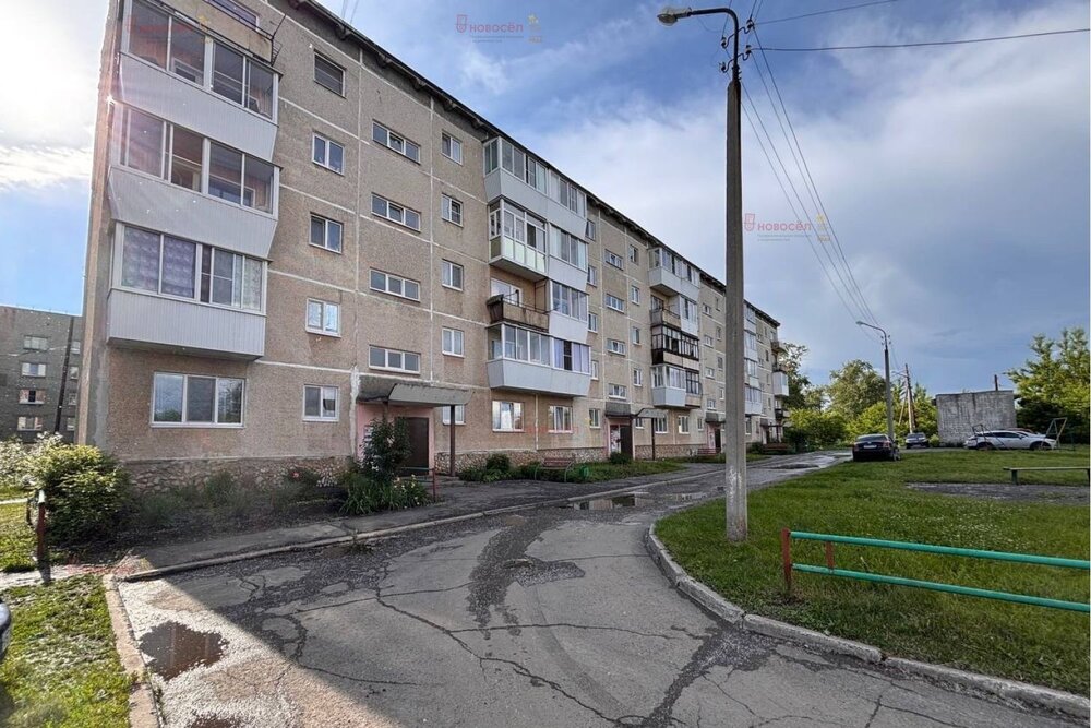 г. Каменск-Уральский, ул. Силикатная, 12 (городской округ Каменский) - фото квартиры (12)