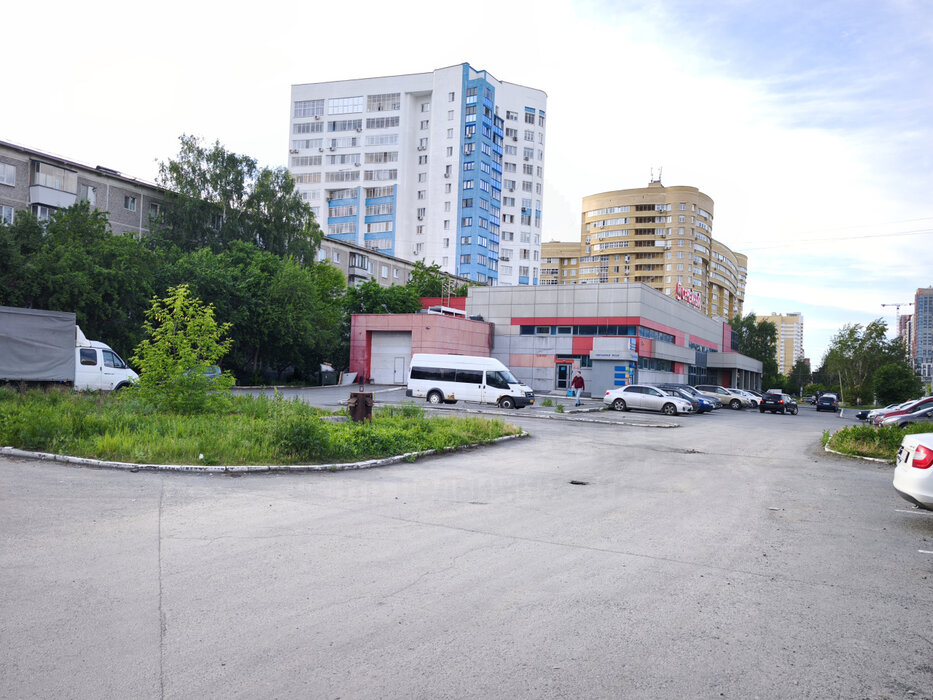 Екатеринбург, ул. Токарей, 54к1 (ВИЗ) - фото комнаты (16)