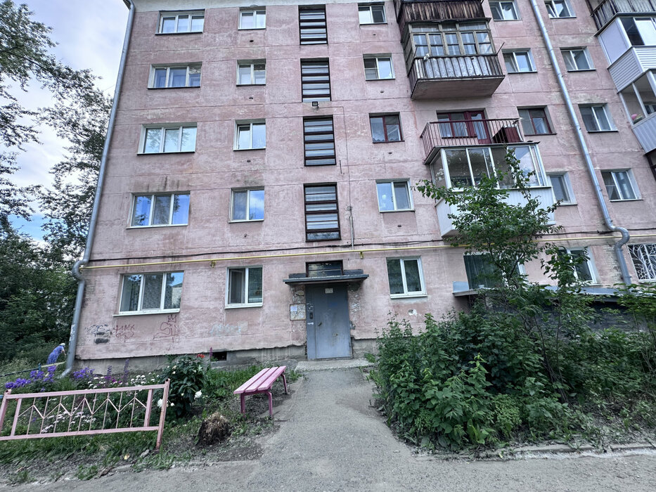 г. Асбест, ул. Победы, 9 (городской округ Асбестовский) - фото квартиры (3)