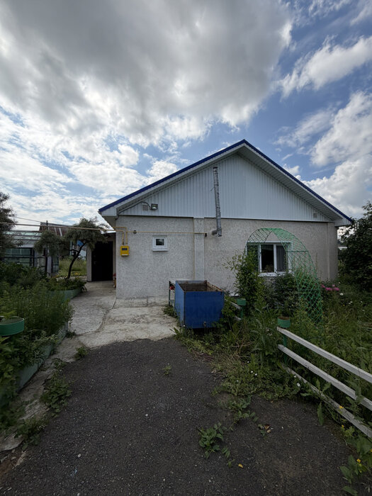 г. Арамиль, ул. Свободы, 31 (городской округ Арамильский) - фото дома (8)
