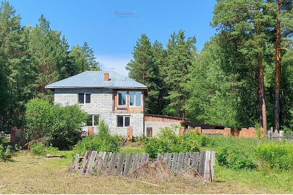 п. Старопышминск, ул. Еловая, 109 (городской округ Березовский) - фото сада (8)