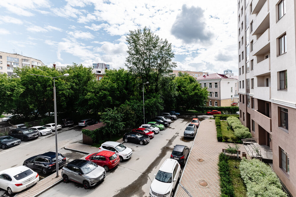 Екатеринбург, ул. Азина, 57 (Центр) - фото квартиры (12)