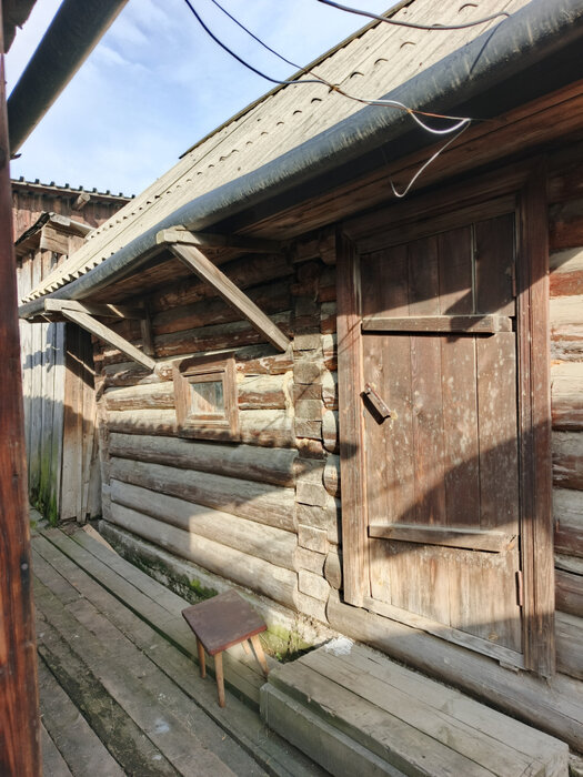 г. Кировград, ул. Матросова, 18 (городской округ Кировградский) - фото дома (7)