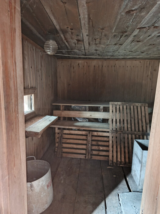 г. Кировград, ул. Матросова, 18 (городской округ Кировградский) - фото дома (8)