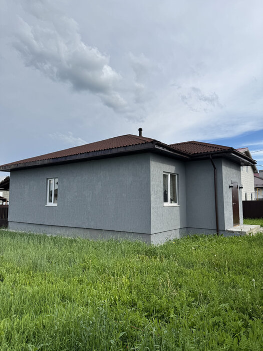 п. Прохладный, ул. Пушкина, 36 (городской округ Белоярский) - фото дома (3)