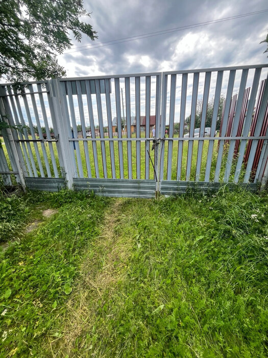 поселок городского типа Староуткинск, ул. Малышева, 43-1 (городской округ Староуткинск) - фото дома (2)