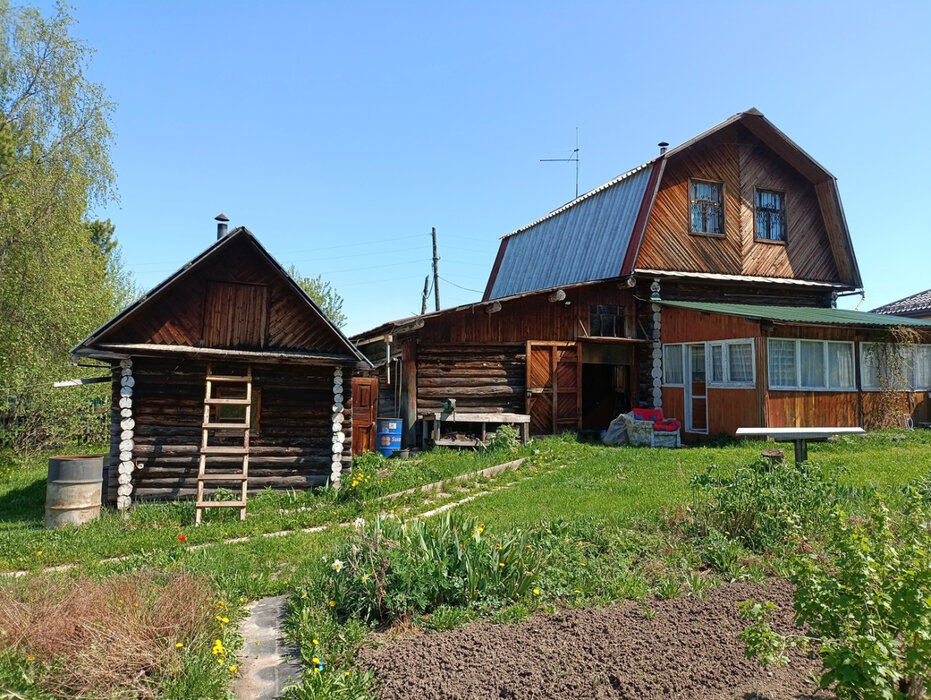 п. Краснояр, ул. Комсомольская, 34 (городской округ Ревда) - фото дома (2)