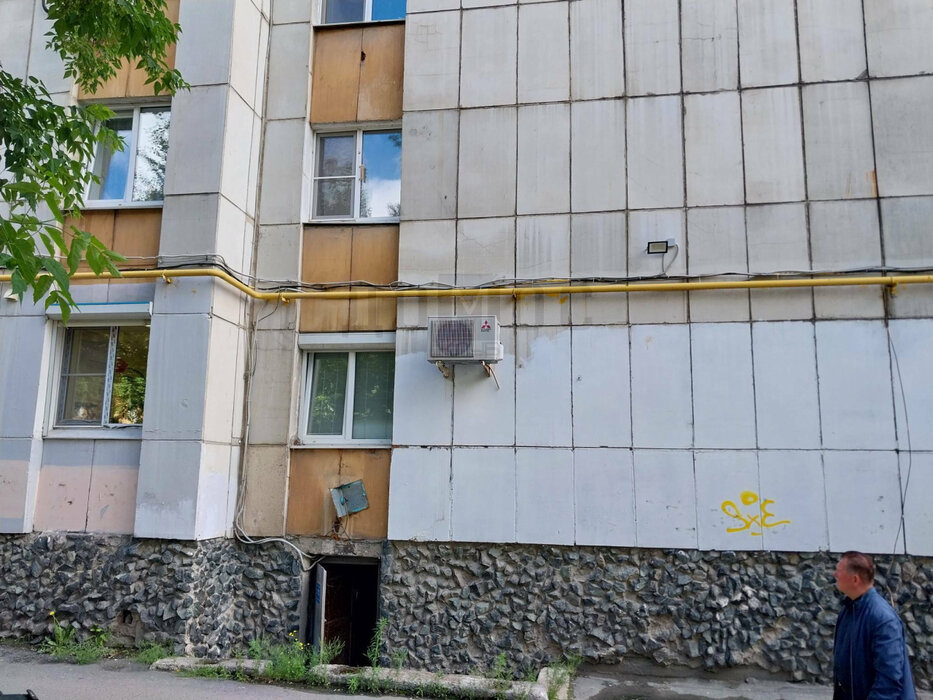 Екатеринбург, ул. Луначарского, 180 (Центр) - фото торгового помещения (12)