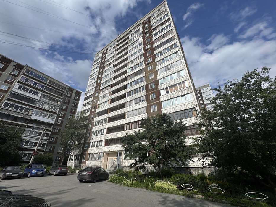 Екатеринбург, ул. Новгородцевой, 37/1 (ЖБИ) - фото квартиры (1)