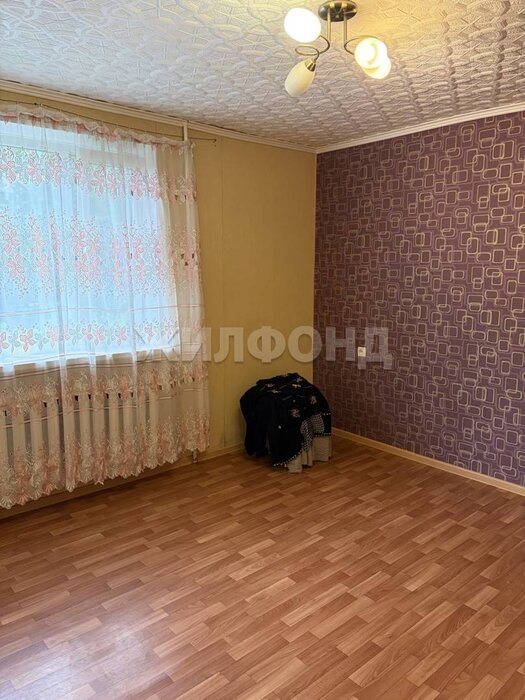 г. Нижний Тагил, ул. Ленинградский, 105 (городской округ Нижний Тагил) - фото квартиры (2)