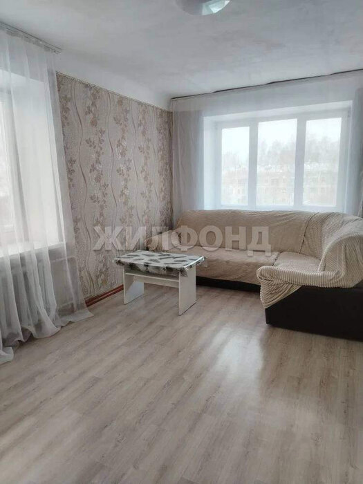 г. Нижний Тагил, ул. Матросова, 12А (городской округ Нижний Тагил) - фото квартиры (1)