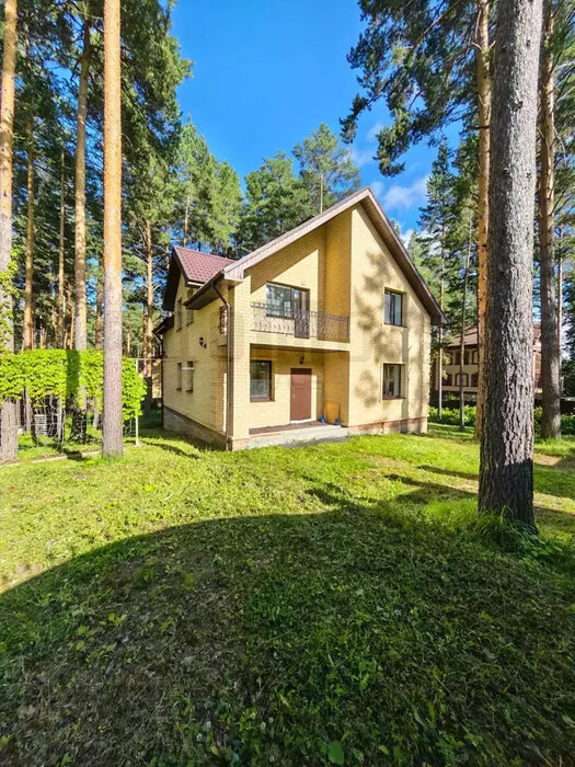п. Каменка (г.о. Сысертский), ул. Сосновый, 7 (городской округ Сысертский) - фото коттеджа (3)