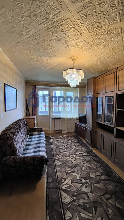 г. Каменск-Уральский, ул. Калинина, 58 (городской округ Каменский) - фото квартиры (2)