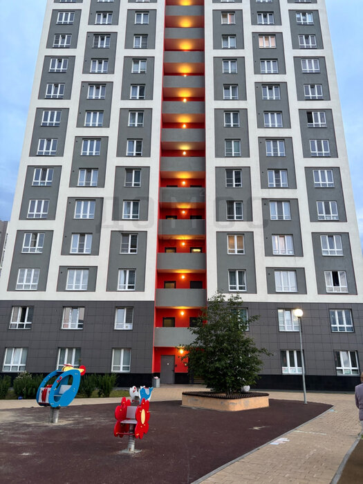 Екатеринбург, ул. Академика Сахарова, 95/2 (Академический) - фото торгового помещения (2)