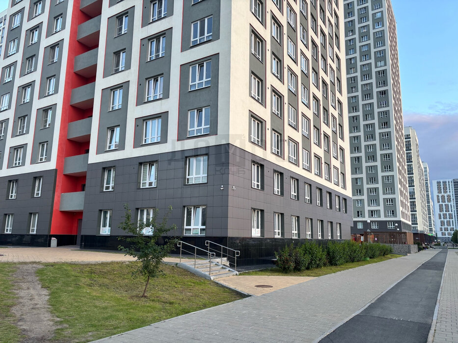 Екатеринбург, ул. Академика Сахарова, 95/2 (Академический) - фото торгового помещения (3)