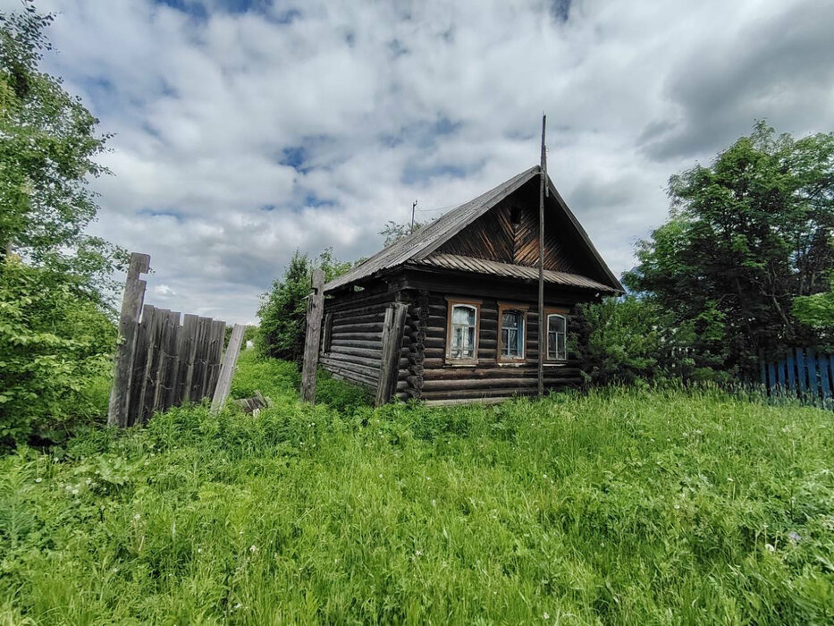 п. Дружинино, ул. Калинина, 64 (Нижнесергинский район) - фото дома (9)