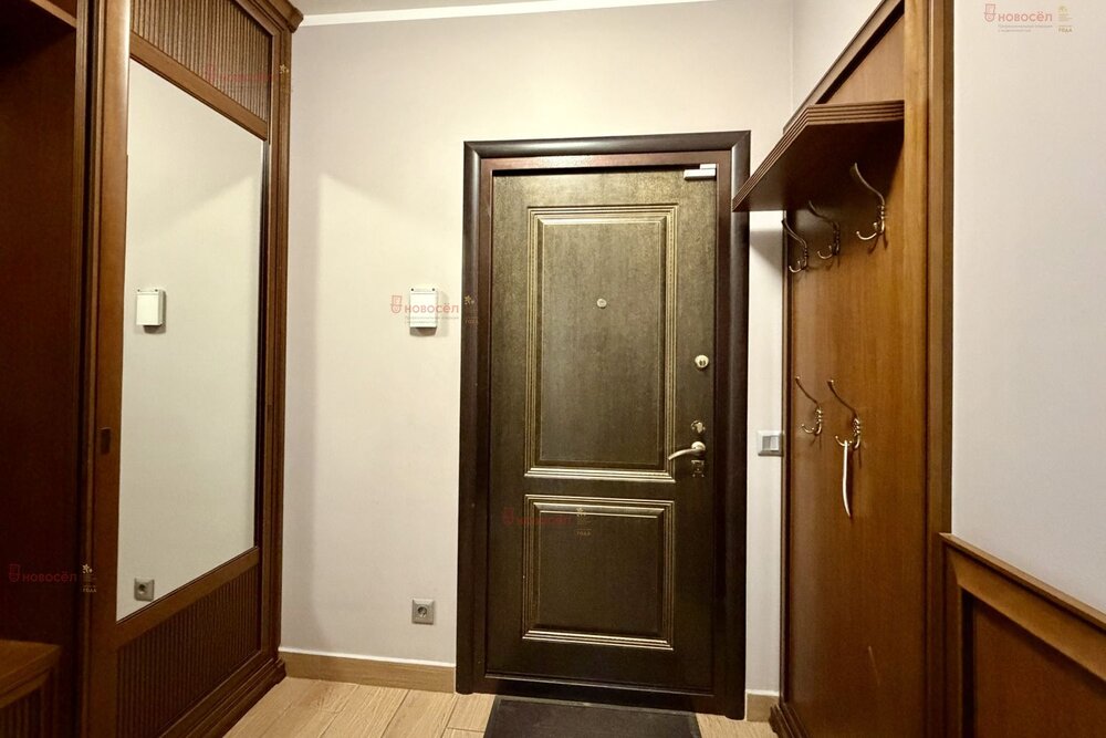 Екатеринбург, ул. Хохрякова, 72 (Центр) - фото квартиры (5)