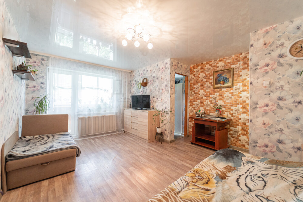 Екатеринбург, ул. Пальмиро Тольятти, 20 (Юго-Западный) - фото квартиры (1)