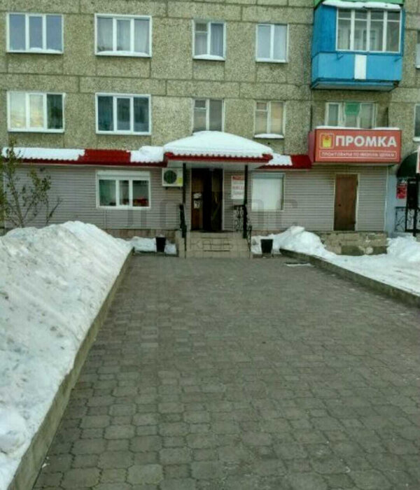 г. Новая Ляля, ул. Лермонтова, 15 (городской округ Новолялинский) - фото торгового помещения (6)