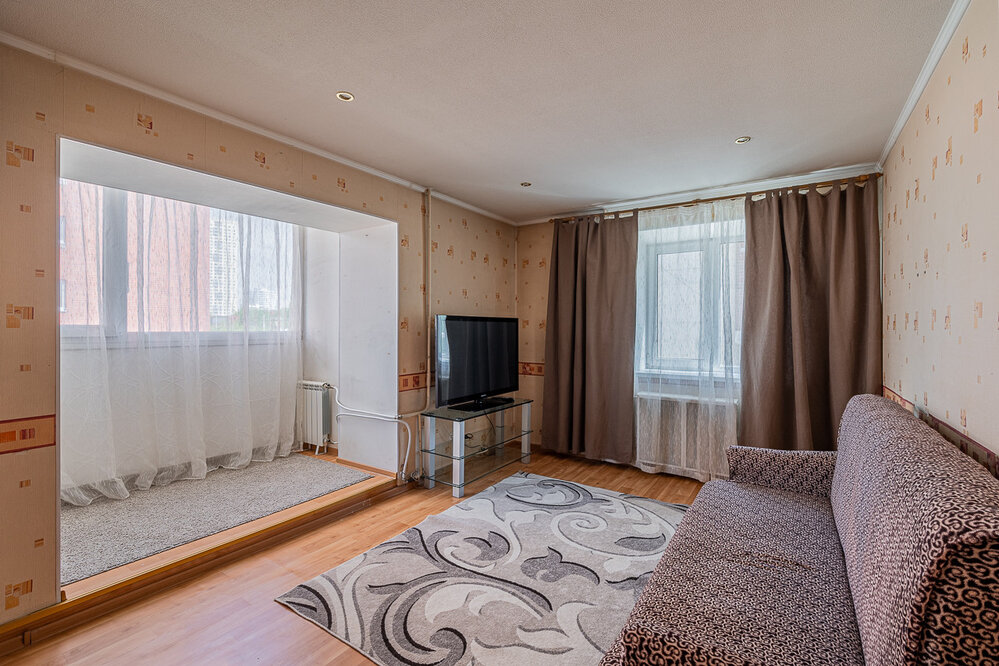 Екатеринбург, ул. Луначарского, 17 (Центр) - фото квартиры (2)