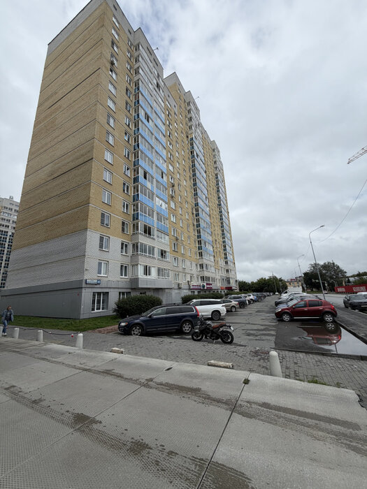Екатеринбург, ул. Библиотечная, 45 (Втузгородок) - фото квартиры (2)