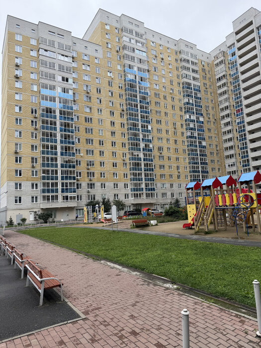 Екатеринбург, ул. Библиотечная, 45 (Втузгородок) - фото квартиры (3)