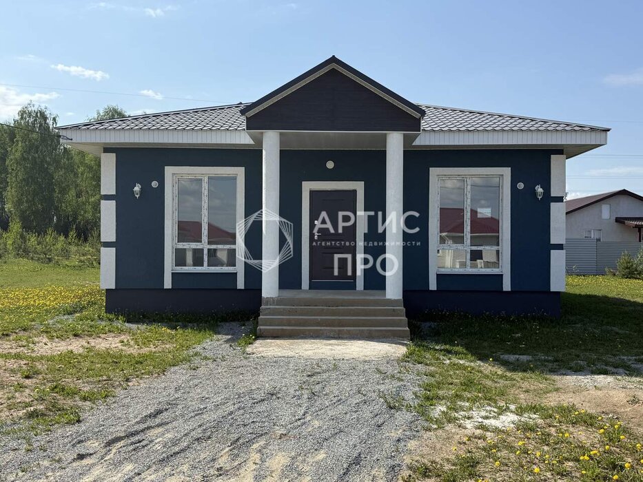 п. Прохладный, ул. Сосновая, 25 (городской округ Белоярский) - фото дома (1)
