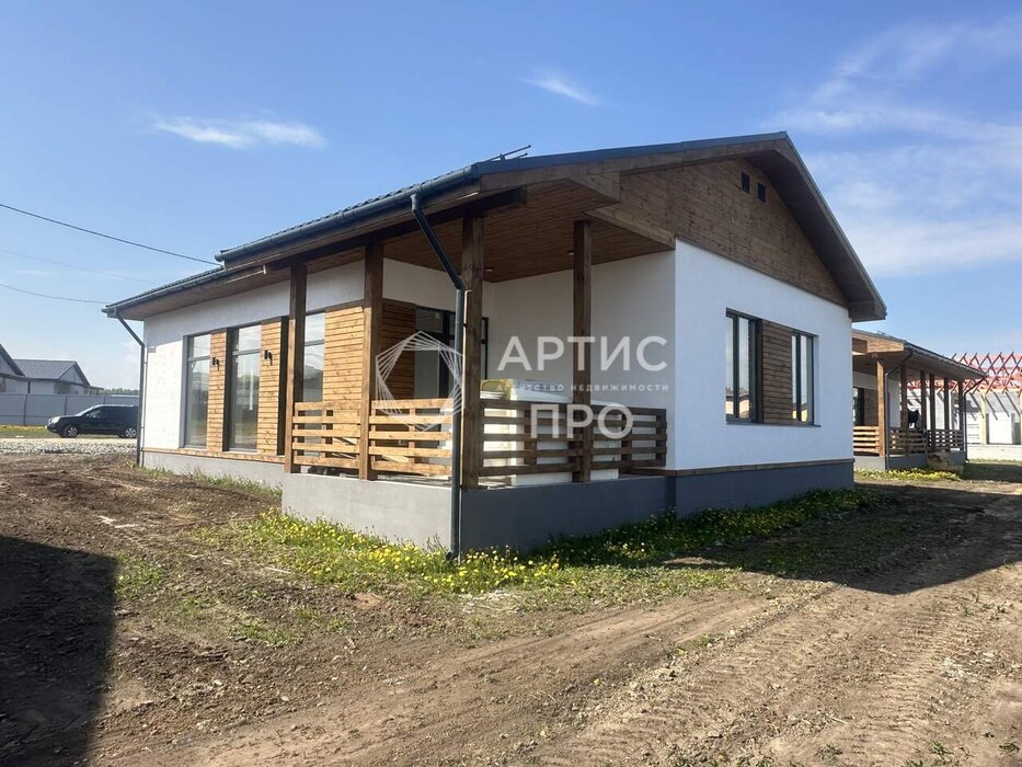 п. Прохладный, ул. Ягодная, 12 (городской округ Белоярский) - фото дома (3)