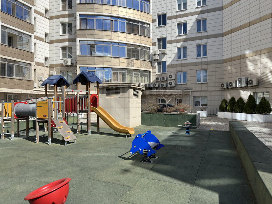 Екатеринбург, ул. Мамина-Сибиряка, 52 (Центр) - фото квартиры (11)
