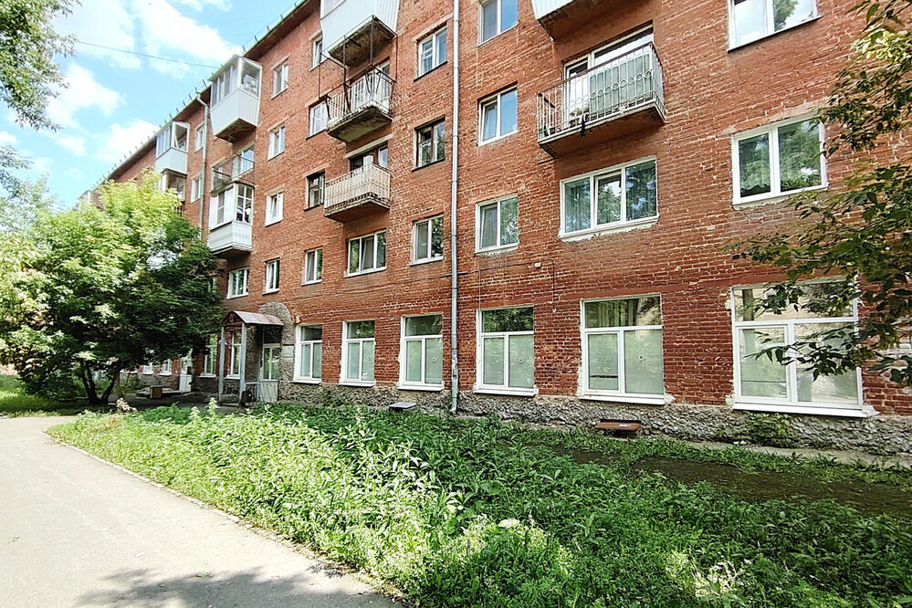 Екатеринбург, ул. 40-летия Октября, 36 (Уралмаш) - фото торгового помещения (7)