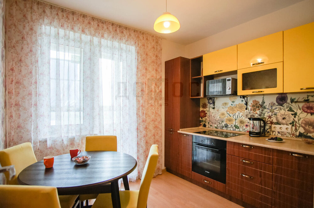 Екатеринбург, ул. Бахчиванджи, 22а (Кольцово) - фото квартиры (1)