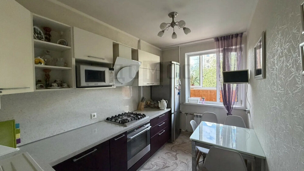 Екатеринбург, ул. б-р. Сергея Есенина, 3 (Синие Камни) - фото квартиры (1)