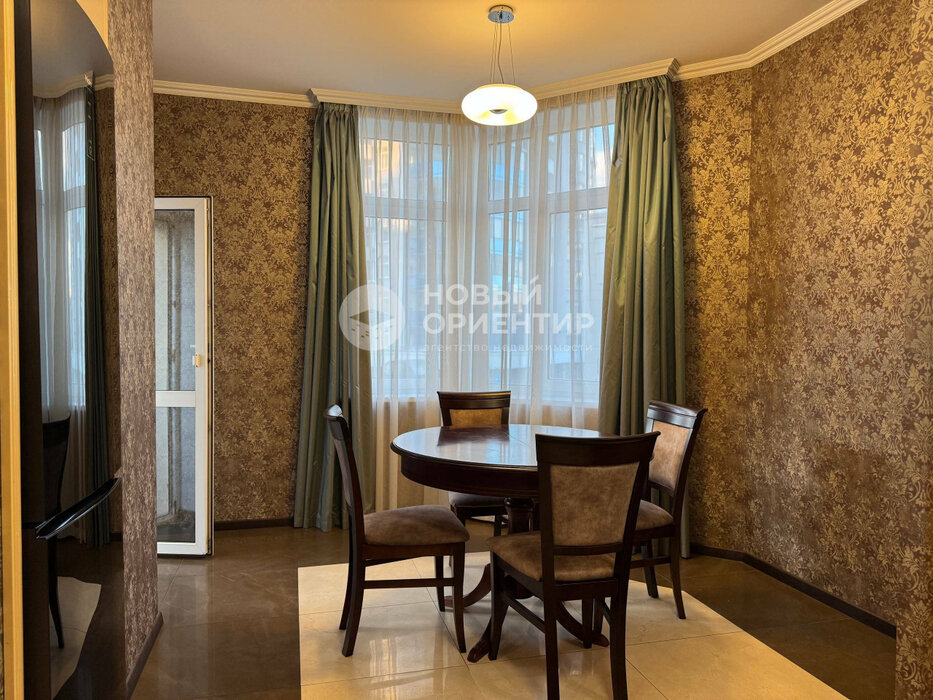 Екатеринбург, ул. Хохрякова, 43 (Центр) - фото квартиры (2)