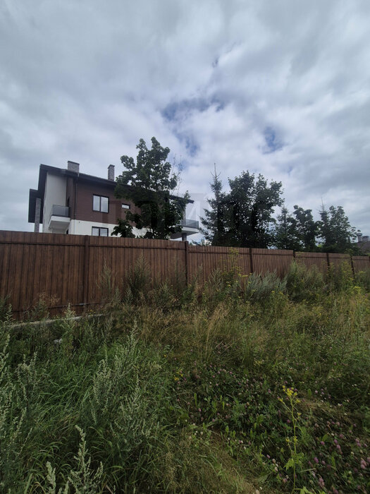 к.п. Алые паруса, ул. Жемчужная, 77 (городской округ Белоярский) - фото земельного участка (6)