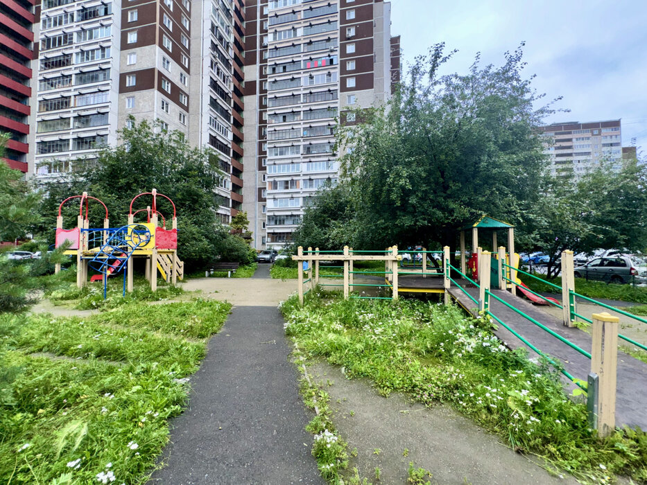 Екатеринбург, ул. б-р. Сиреневый, 14 (ЖБИ) - фото квартиры (14)