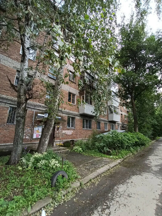 Екатеринбург, ул. Надеждинская, 11 (Старая Сортировка) - фото квартиры (1)