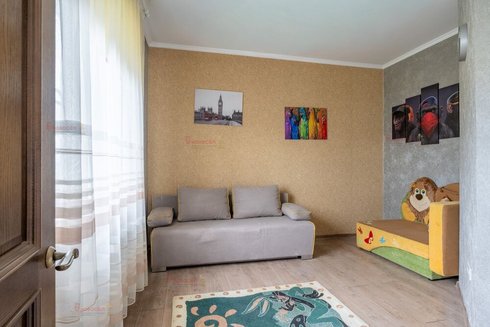 г. Арамиль, ул. Щорса, 113 (городской округ Арамильский) - фото дома (13)