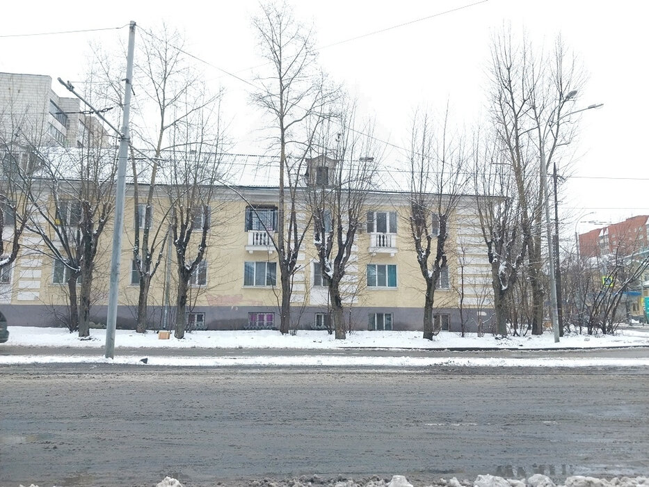 Екатеринбург, ул. Старых Большевиков, 28 (Эльмаш) - фото комнаты (1)