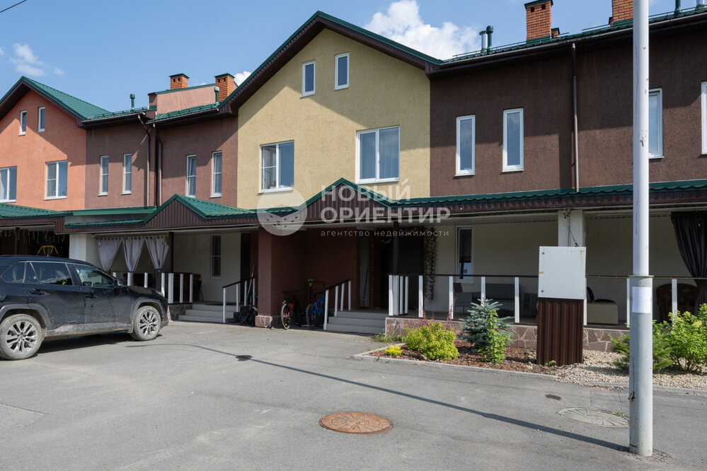 с. Кашино, ул. Бирюзовая, 2 (городской округ Сысертский) - фото таунхауса (2)