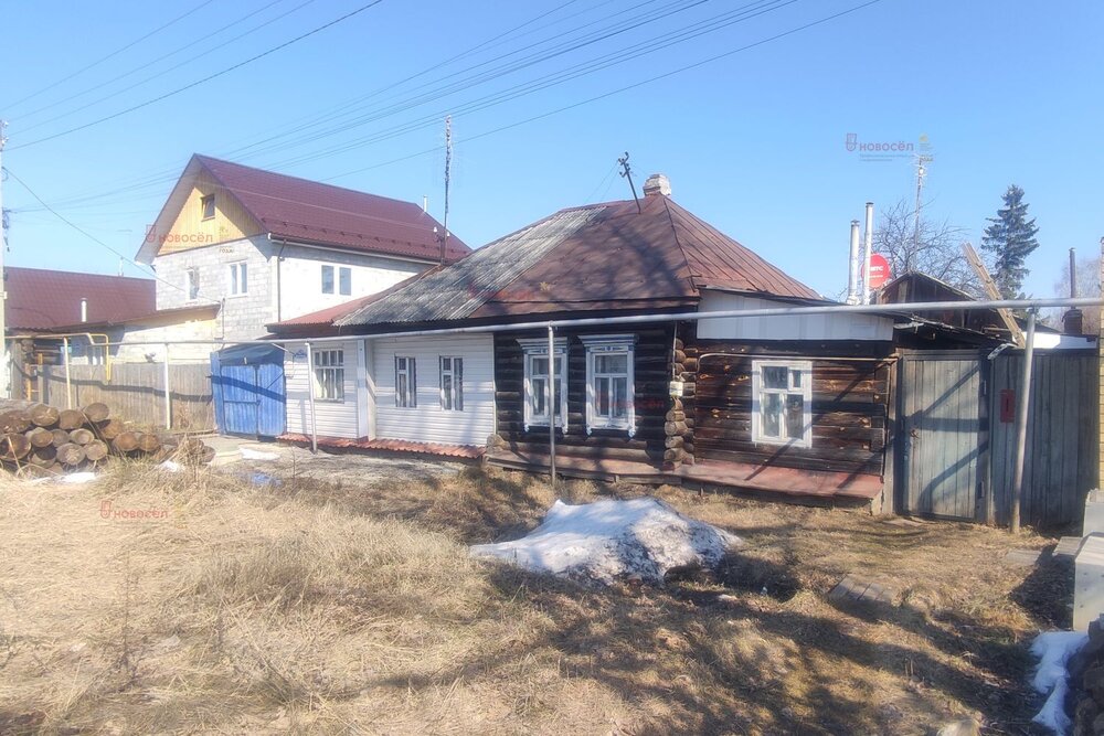 г. Березовский, ул. Варлакова, 46 (городской округ Березовский) - фото дома (2)