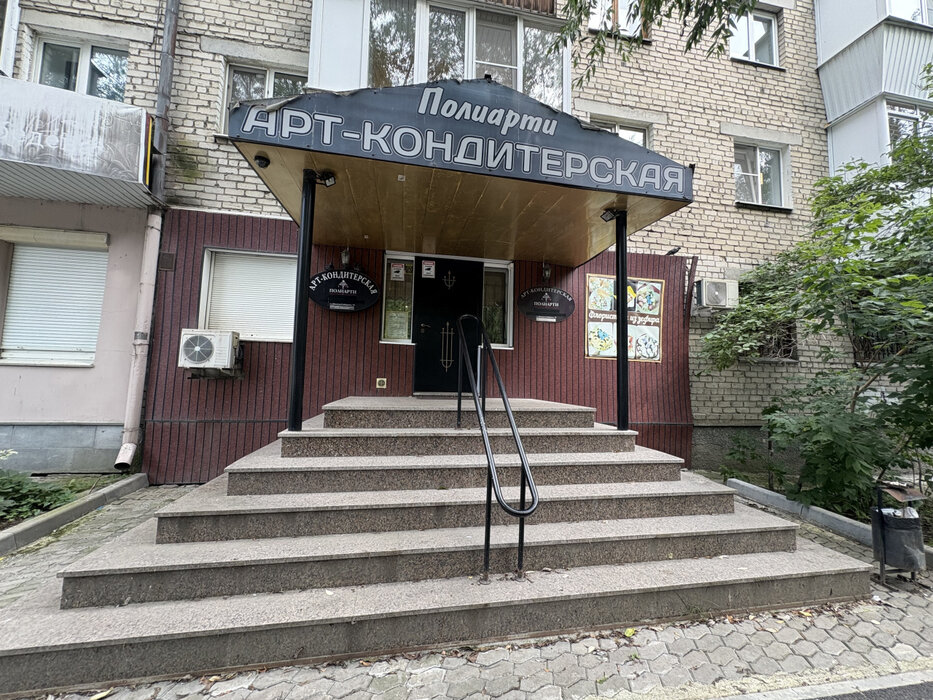 Екатеринбург, ул. Мамина-Сибиряка, 73 (Центр) - фото торгового помещения (2)