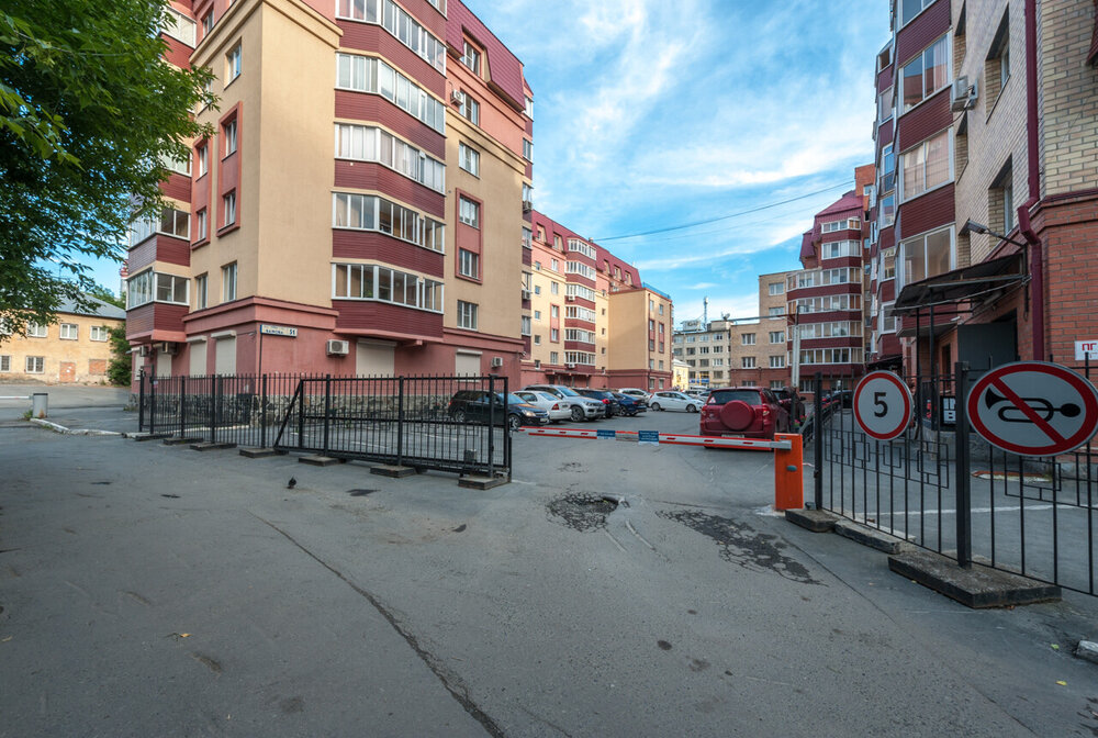 Екатеринбург, ул. Бажова, 51 (Центр) - фото квартиры (2)