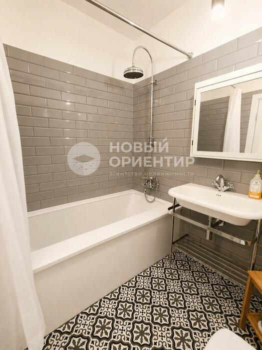 Екатеринбург, ул. Шейнкмана, 88 (Центр) - фото квартиры (13)
