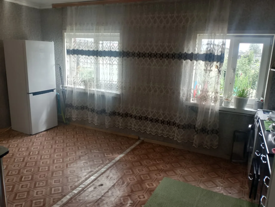 поселок городского типа Махнево, ул. Ясная, 2 (городской округ Алапаевский) - фото дома (8)
