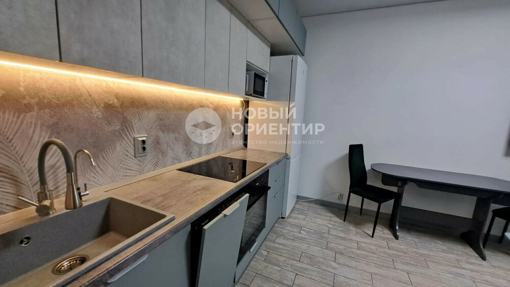 Екатеринбург, ул. Академика Ландау, 37 (Академический) - фото квартиры (3)