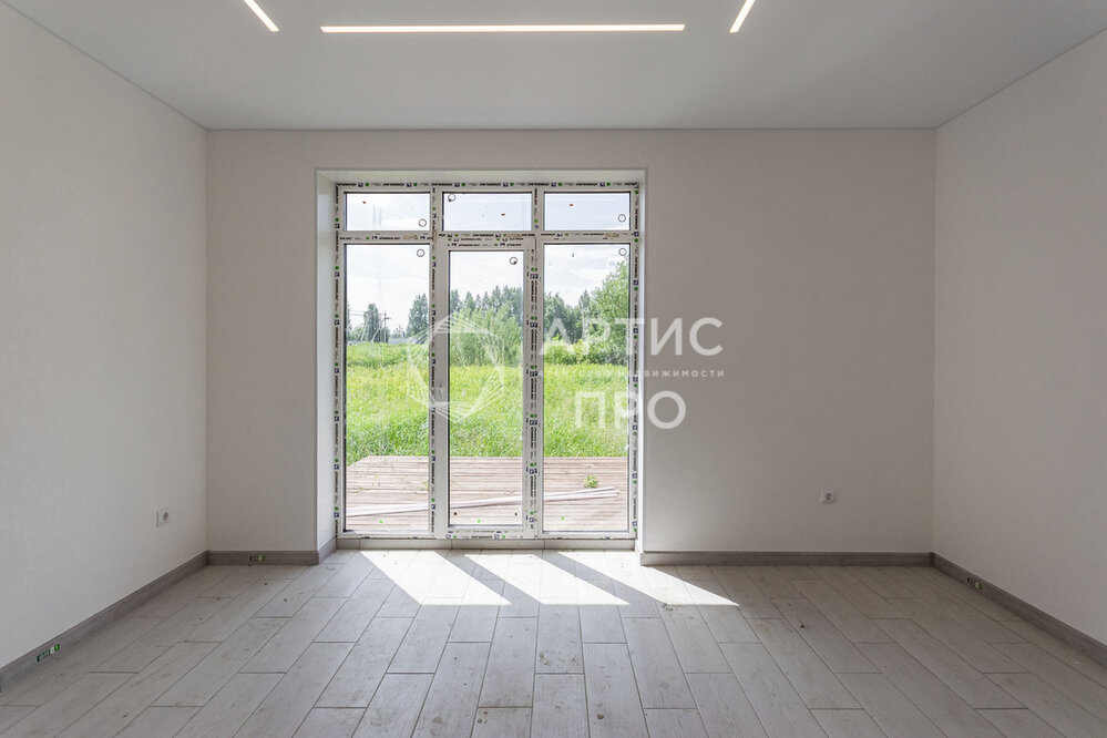 с. Новоалексеевское, ул. 8 Марта (городской округ Первоуральск) - фото дома (16)