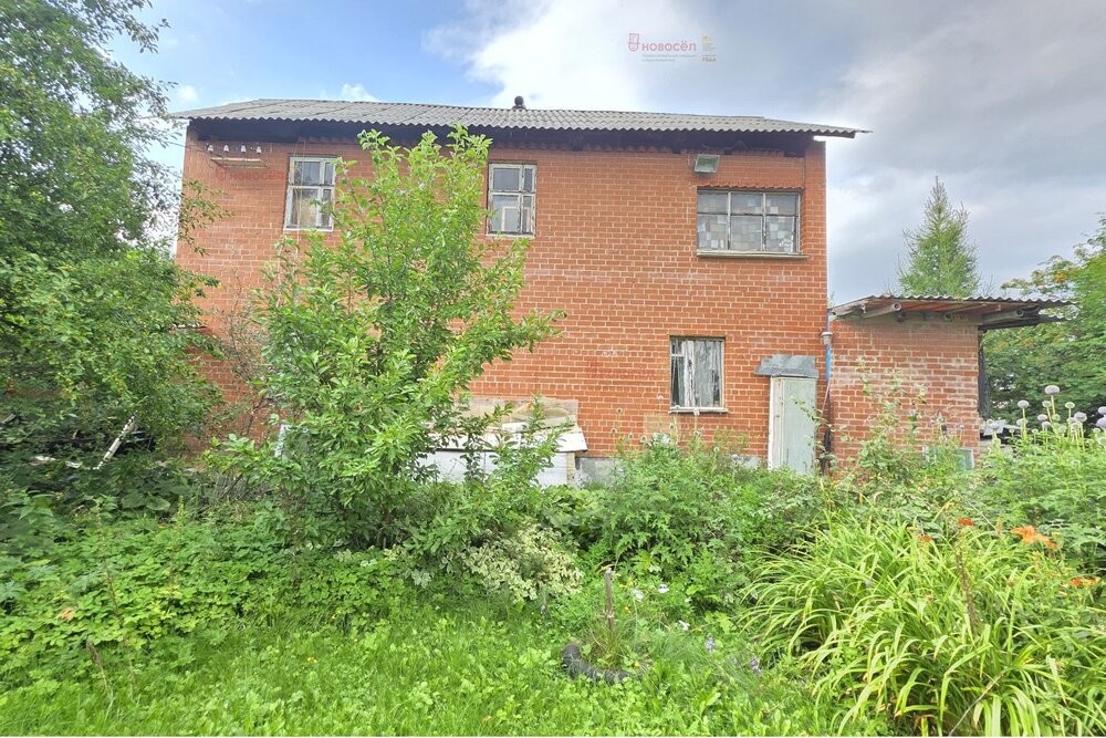 п. Становая, ул. Луговая, 1 (городской округ Березовский) - фото дома (3)