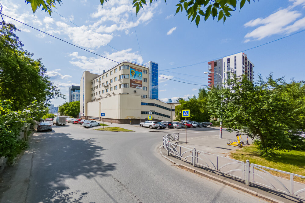 Екатеринбург, ул. Бажова, 174 (Центр) - фото офисного помещения (2)