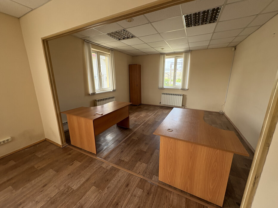 Екатеринбург, ул. Данилы Зверева, 31Е/1 (Пионерский) - фото торгового помещения (7)